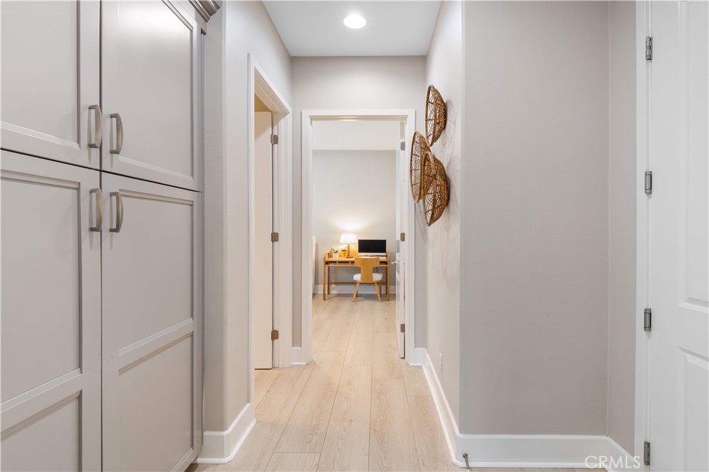 MLS #WS25268018 image #13