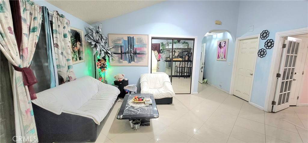 MLS #WS25268038 image #20