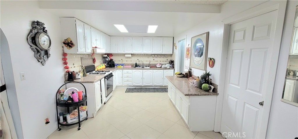 MLS #WS25268038 image #26