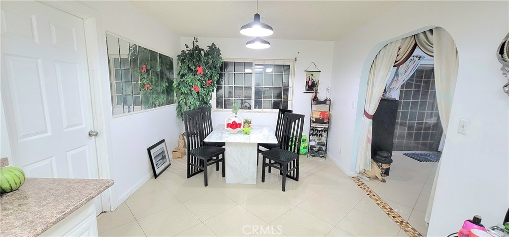 MLS #WS25268038 image #27