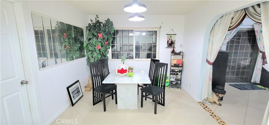 MLS #WS25268038 image #28