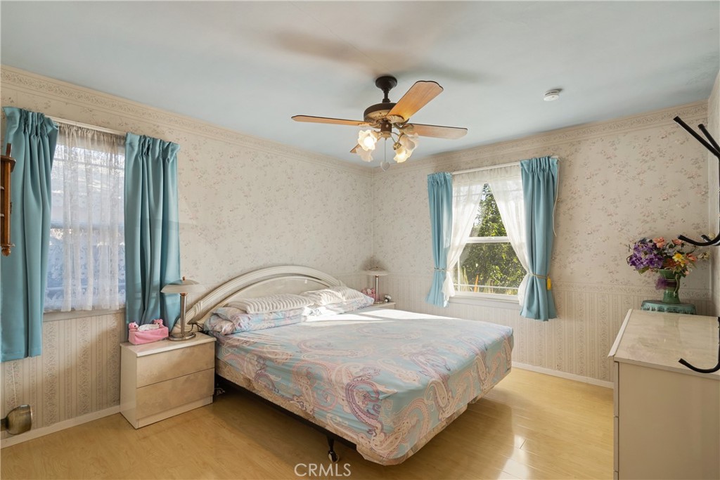 MLS #WS25268192 image #10