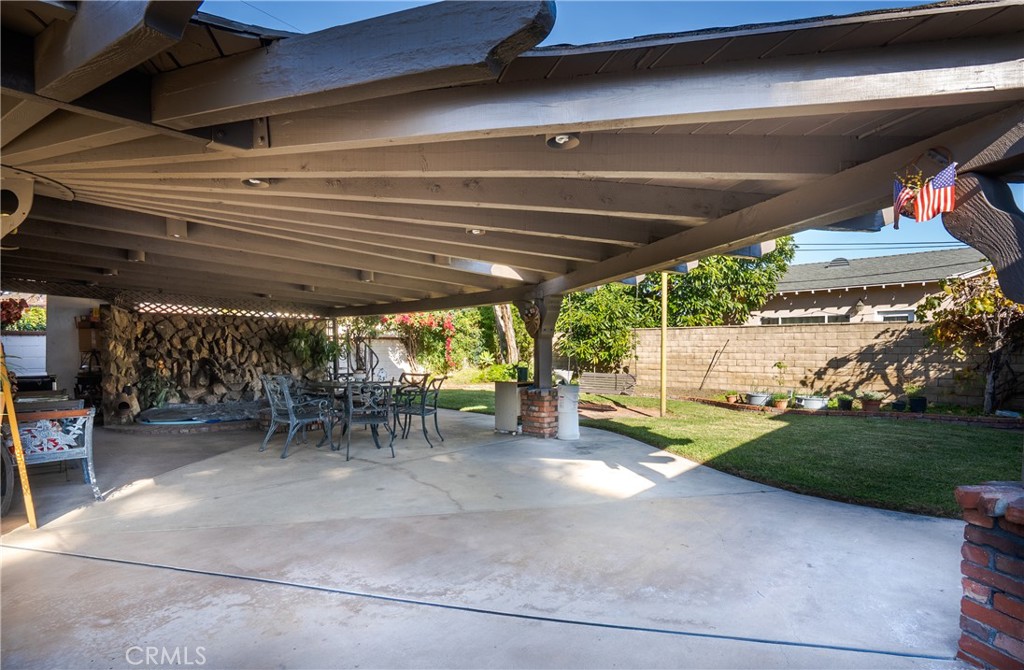 MLS #WS25268192 image #17