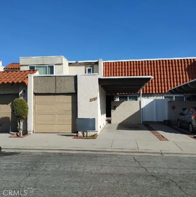 MLS #WS25268270 image #0