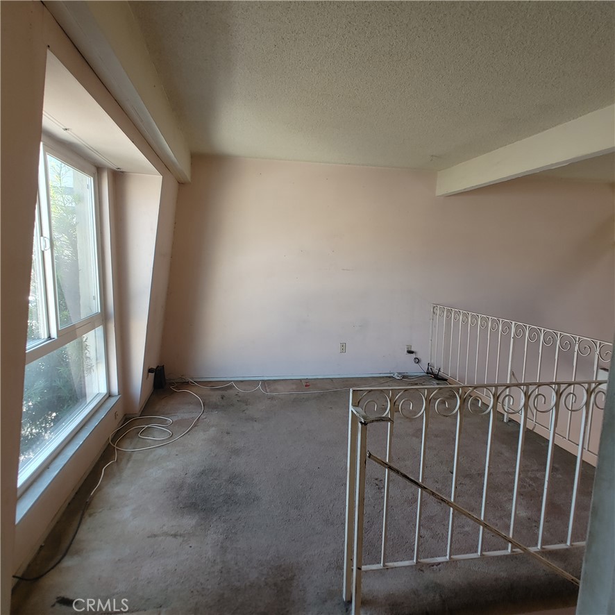 MLS #WS25268270 image #11