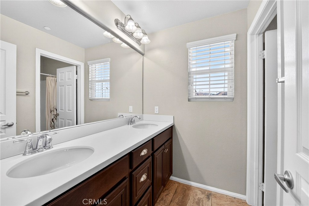 MLS #WS25268273 image #30