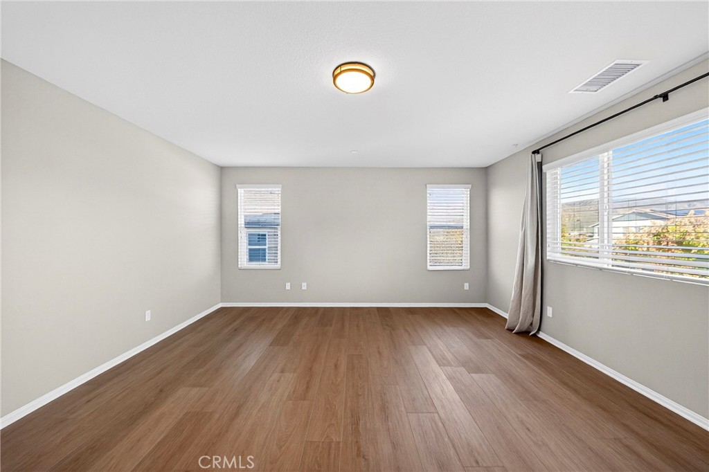 MLS #WS25268273 image #37