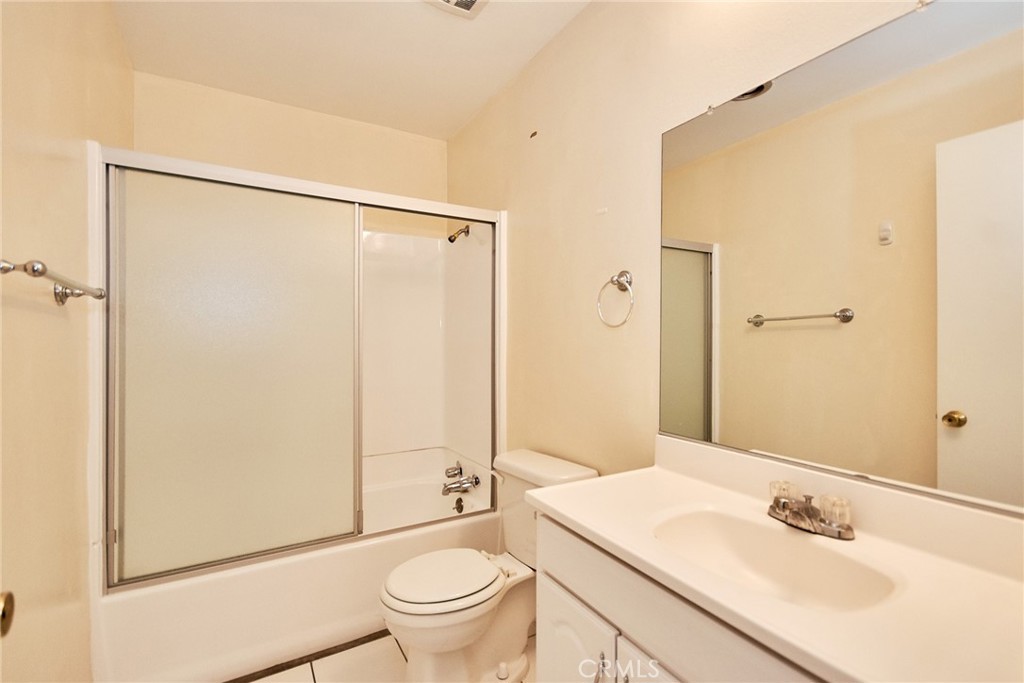 MLS #WS25268579 image #15