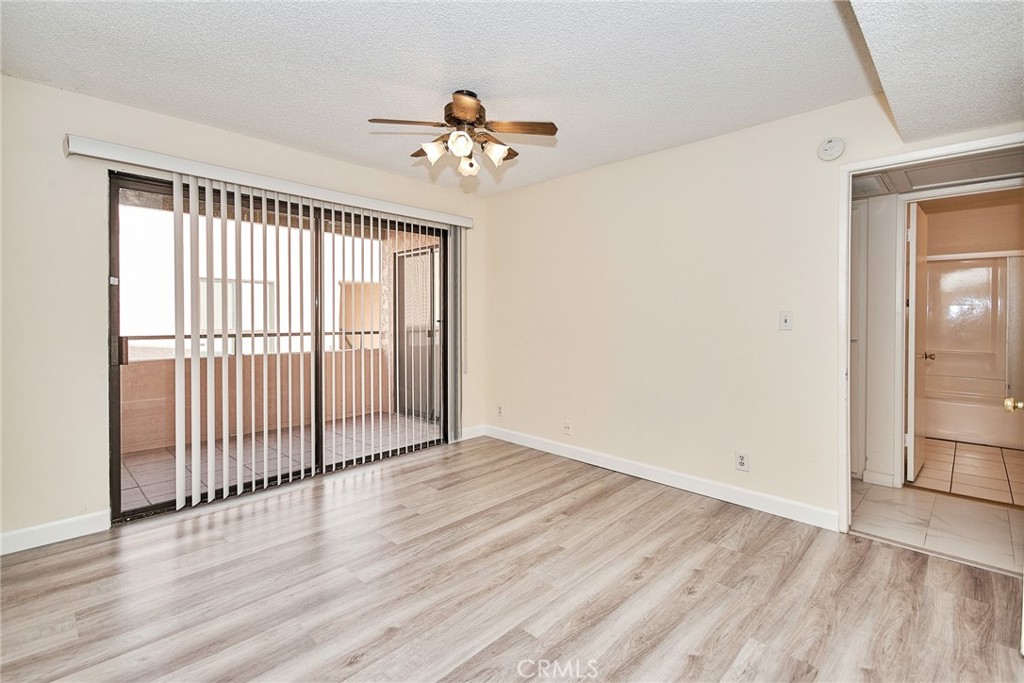 MLS #WS25268579 image #16