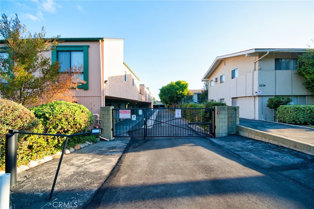 MLS #WS25268579 image #3