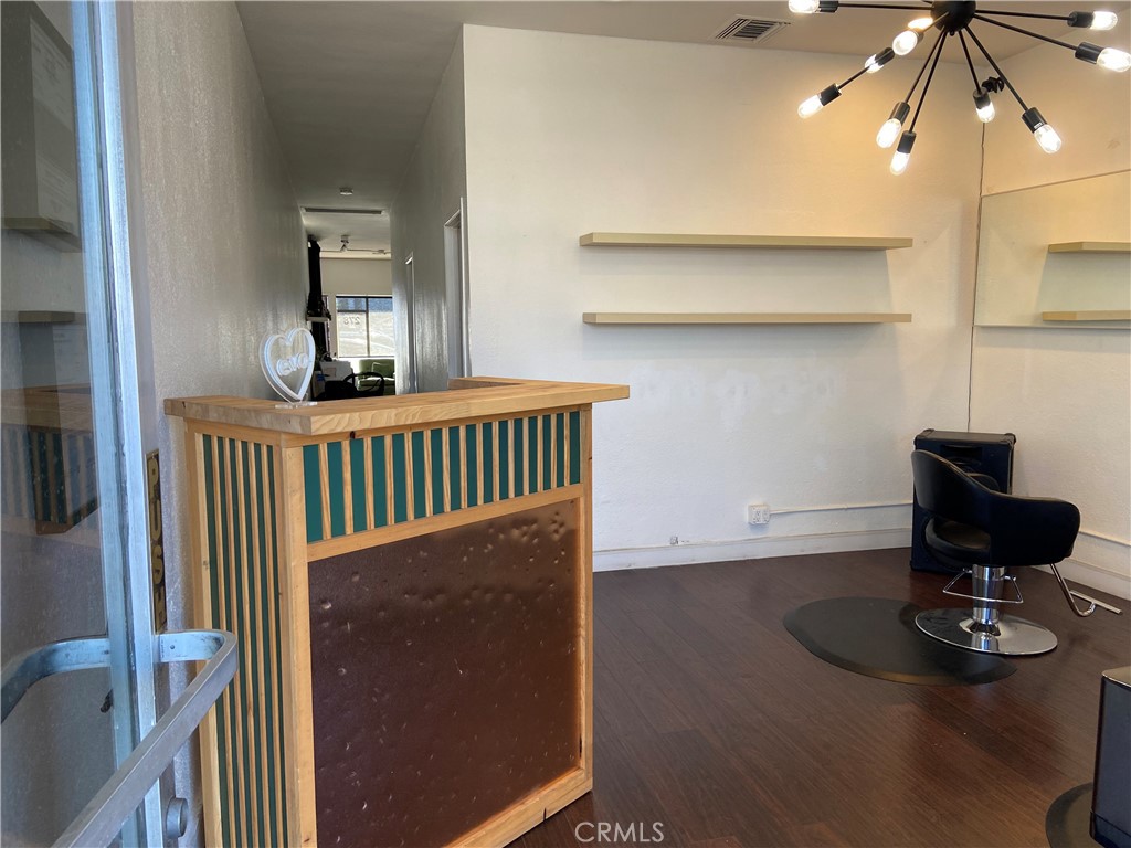 MLS #WS25268667 image #1