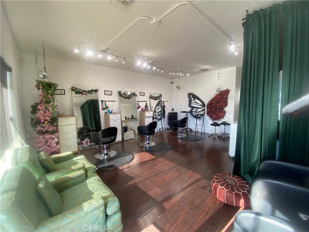 MLS #WS25268667 image #6