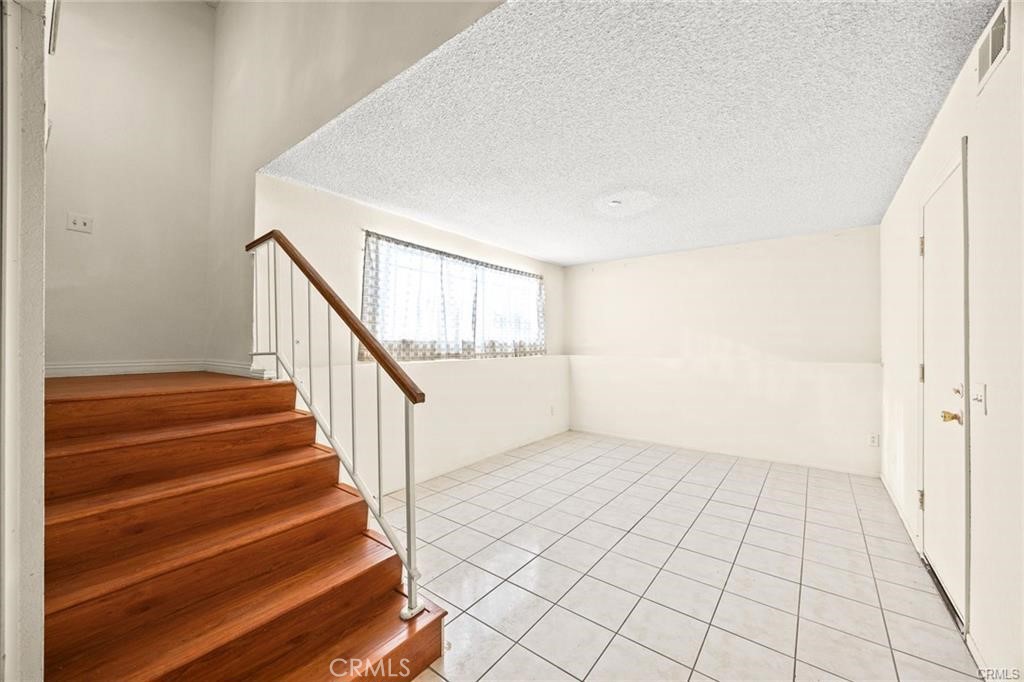 MLS #WS25268676 image #14