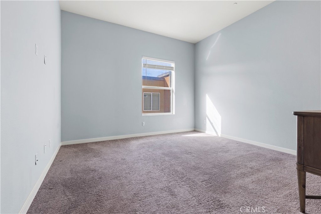 MLS #WS25268683 image #15