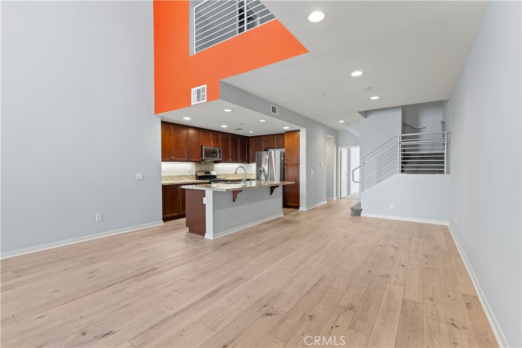 MLS #WS25268683 image #4