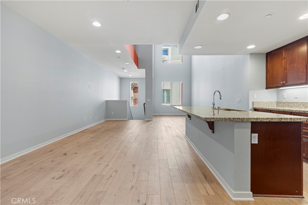 MLS #WS25268683 image #7