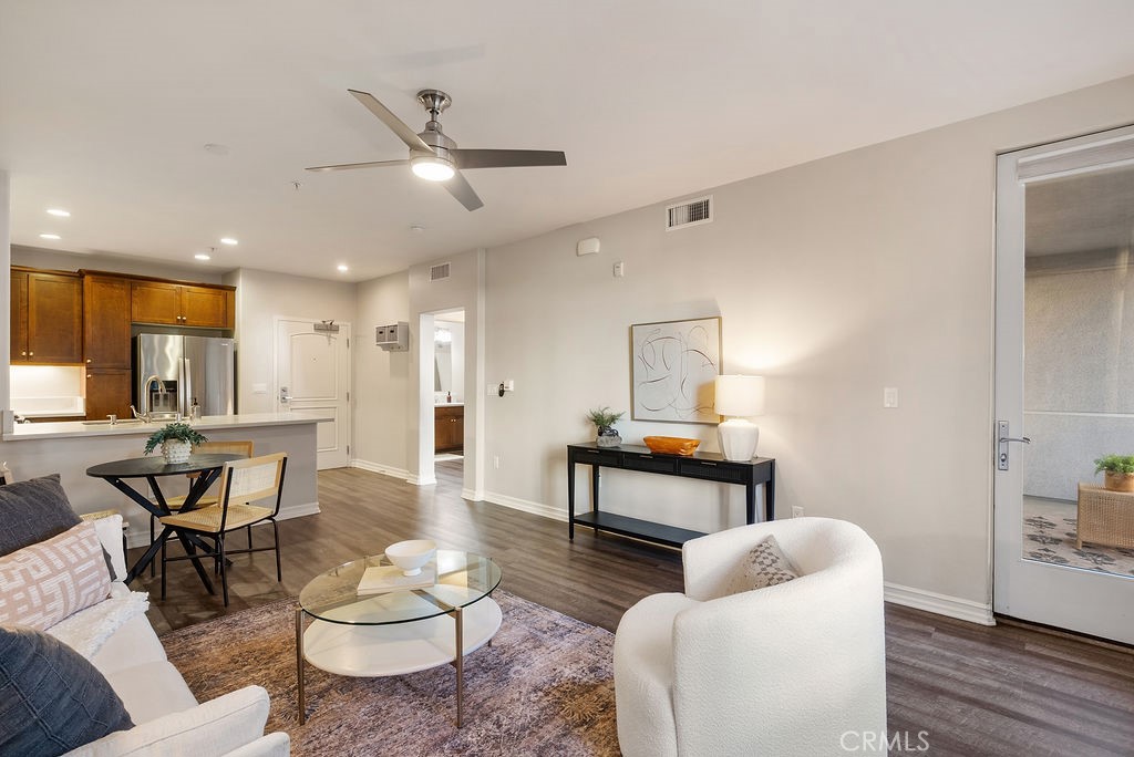 MLS #WS25268692 image #10