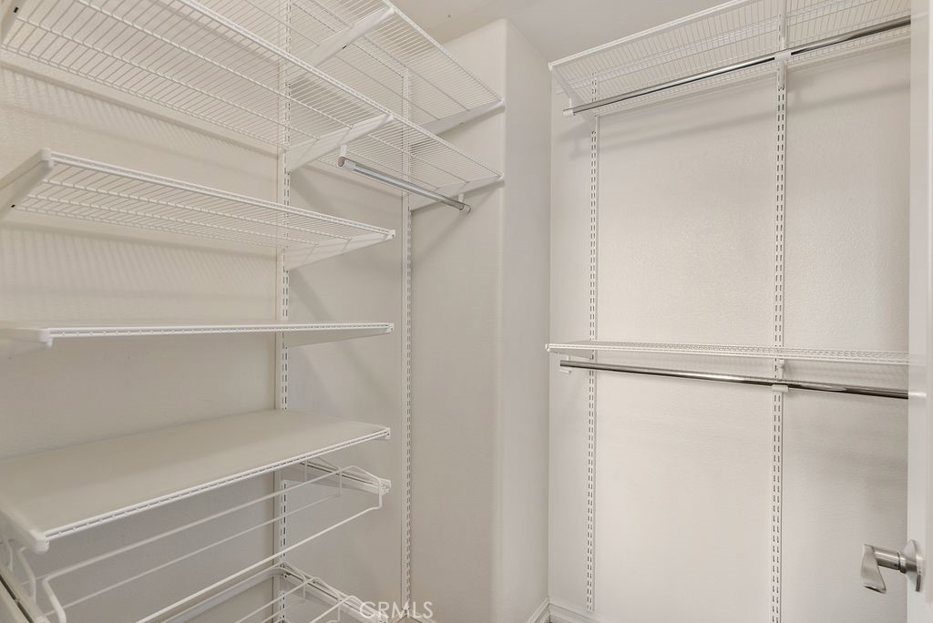 MLS #WS25268692 image #18