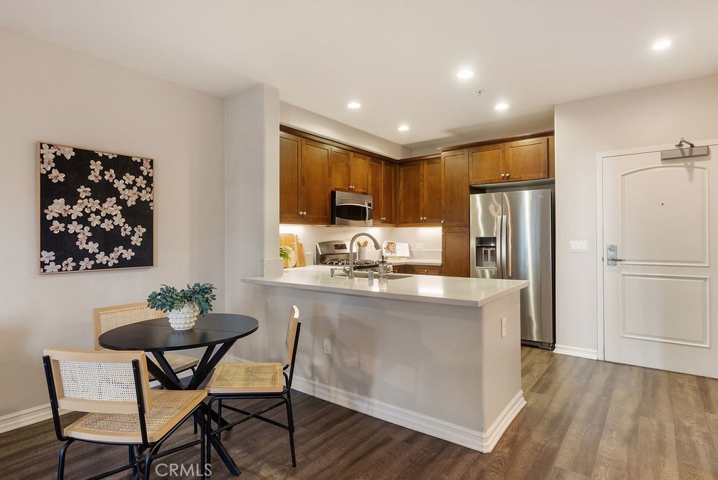 MLS #WS25268692 image #6