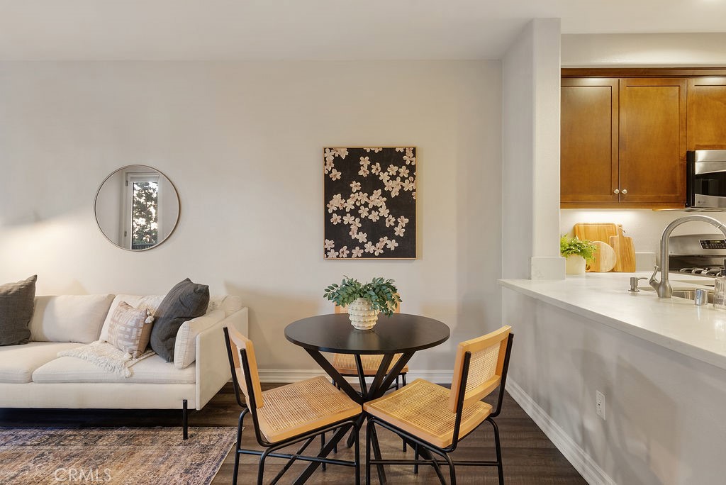 MLS #WS25268692 image #7