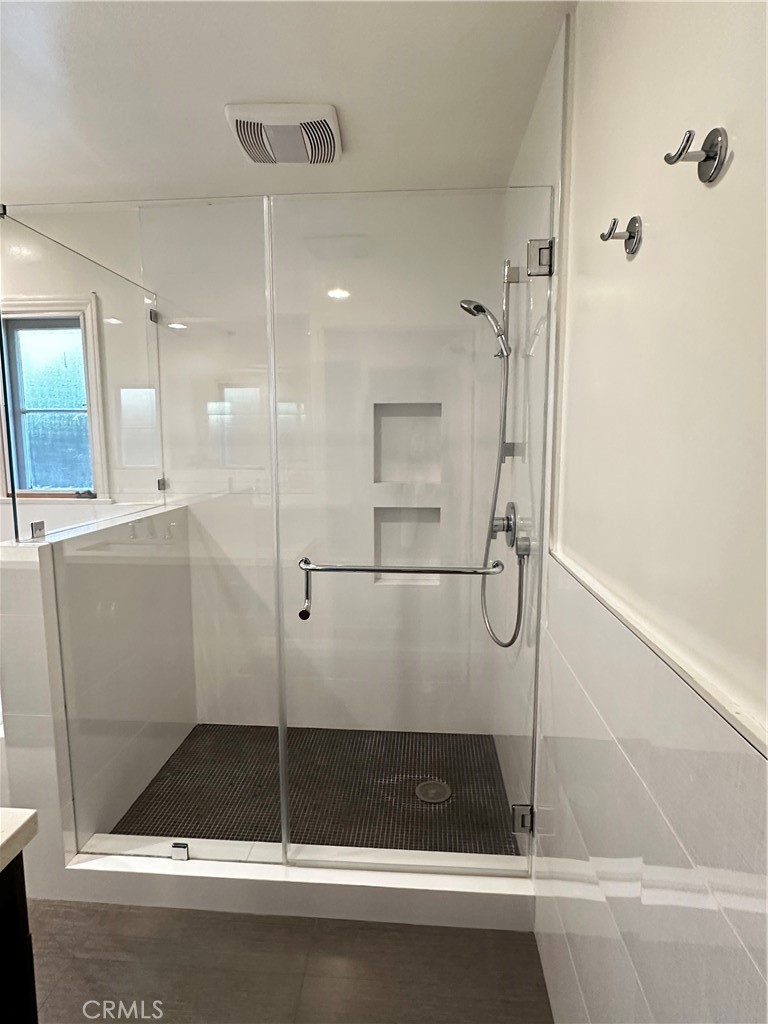 MLS #WS25268873 image #10