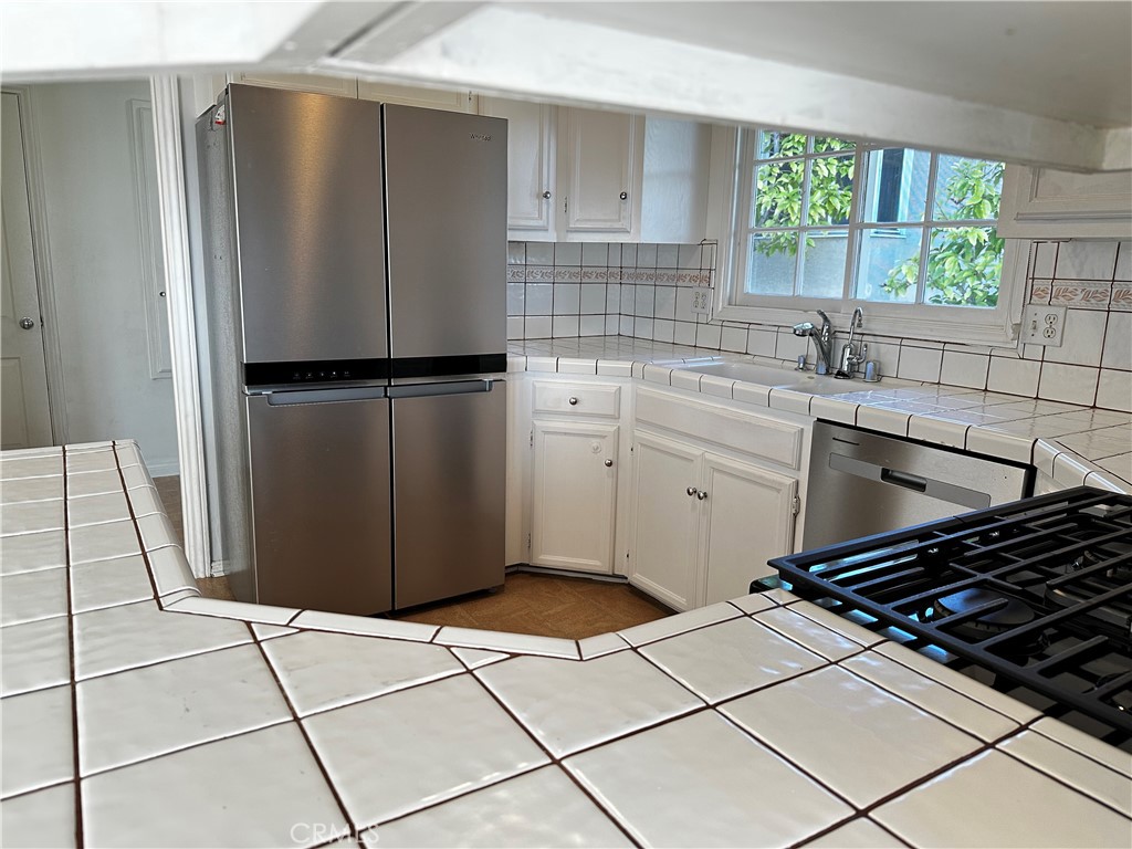 MLS #WS25268873 image #5