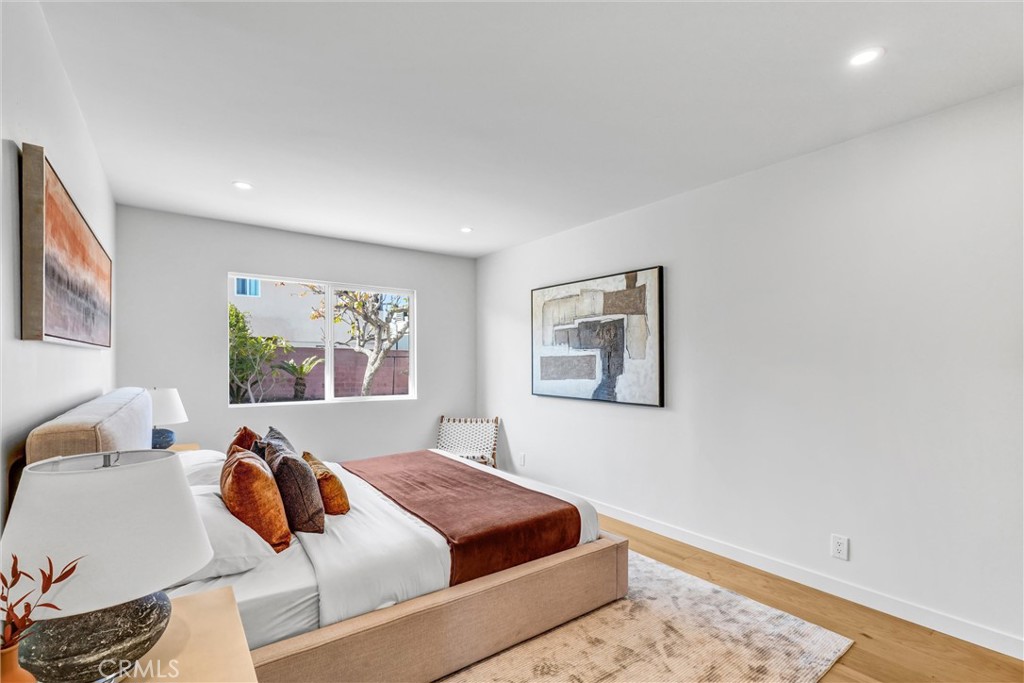 MLS #WS25269028 image #14