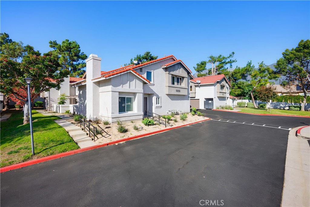 MLS #WS25269257 image #2