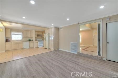 MLS #WS25269320 image #7