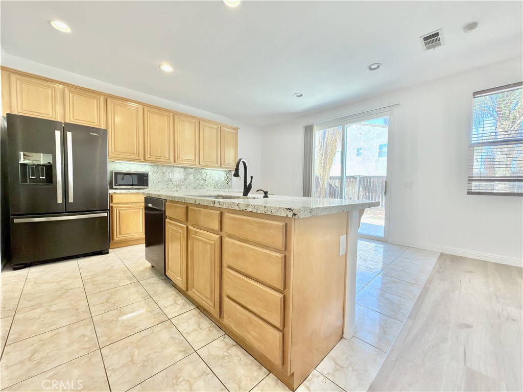 MLS #WS25269362 image #10