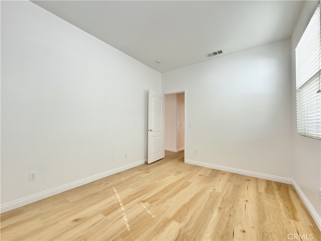 MLS #WS25269362 image #13