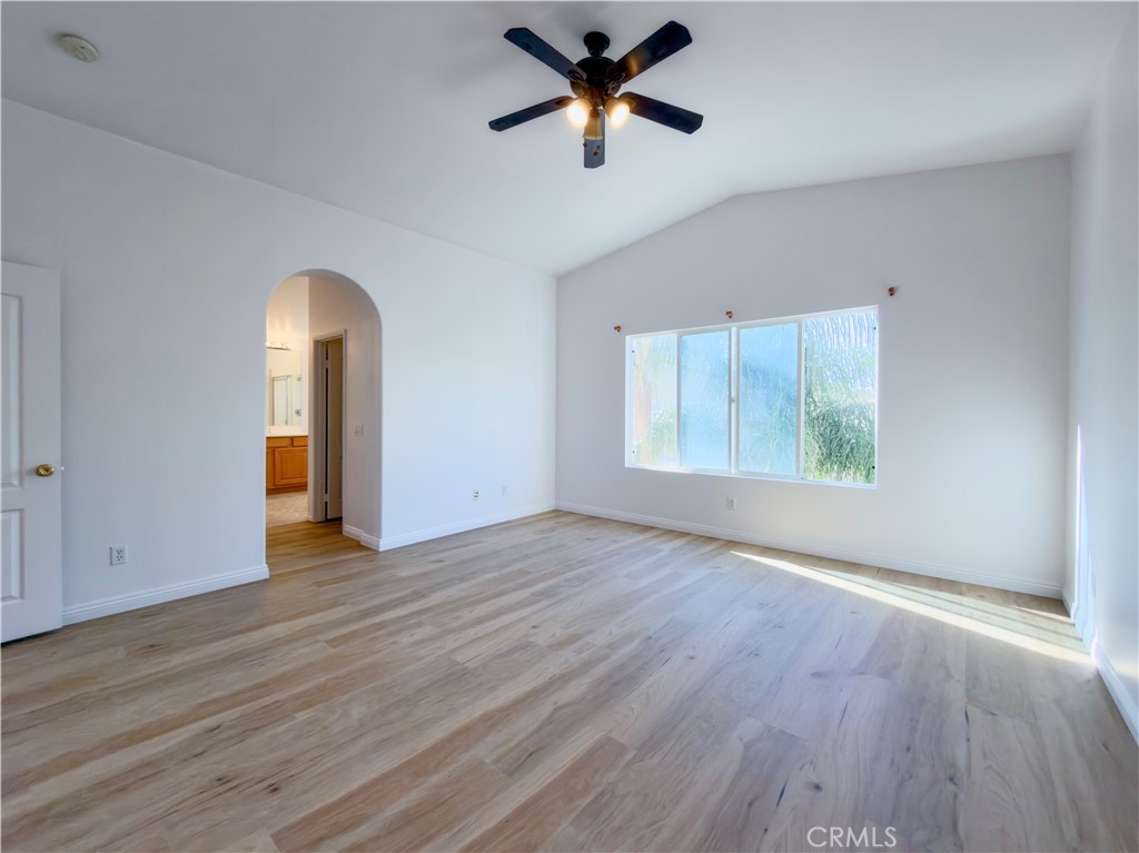 MLS #WS25269362 image #19