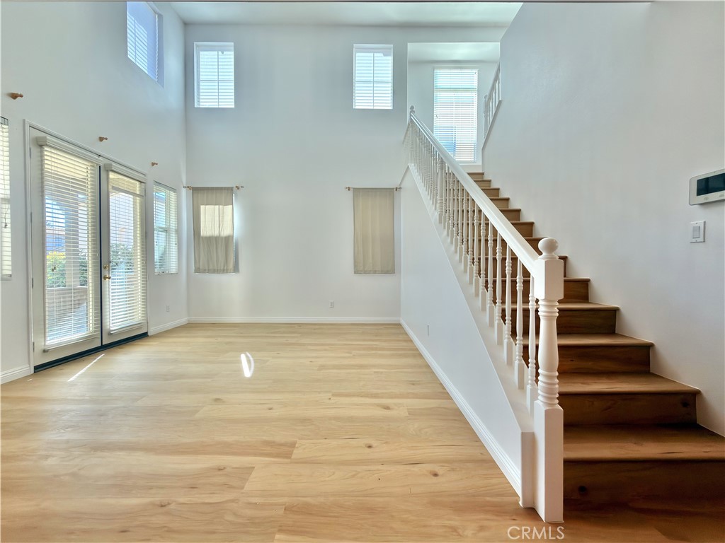 MLS #WS25269362 image #5