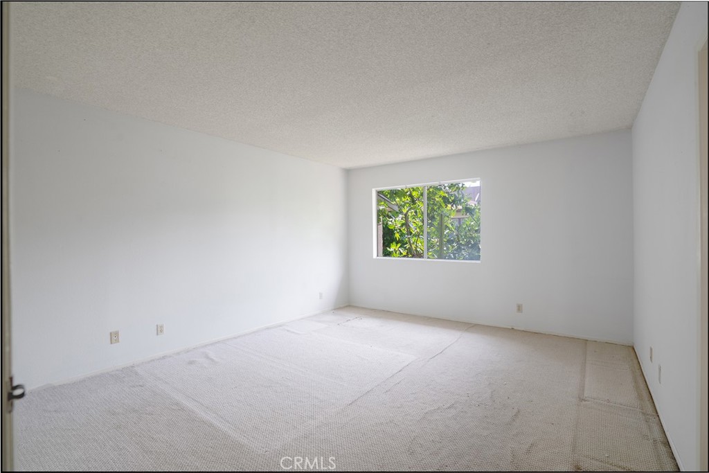 MLS #WS25269395 image #19