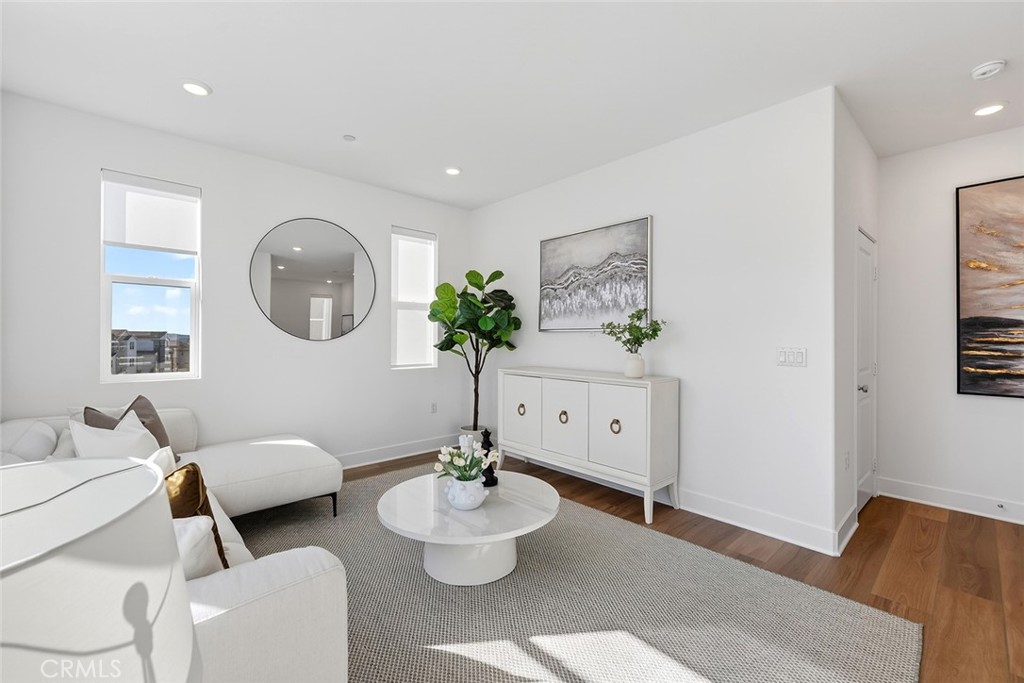 MLS #WS25269422 image #13