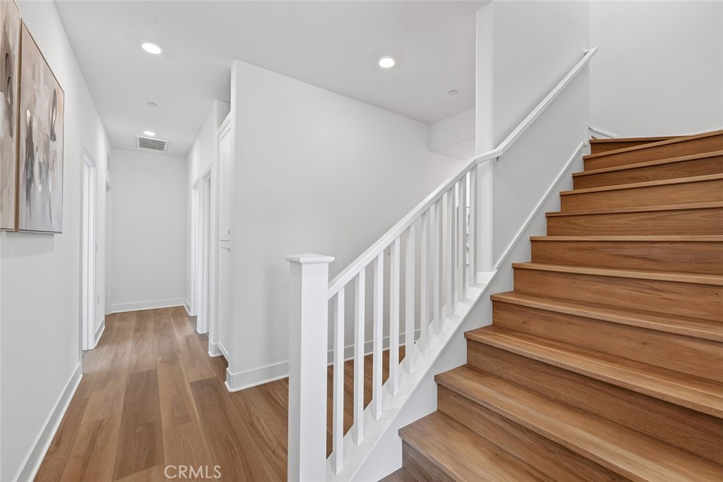 MLS #WS25269422 image #14