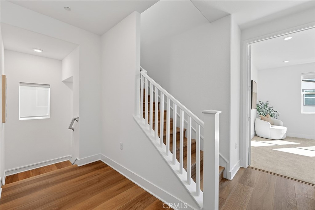 MLS #WS25269422 image #15