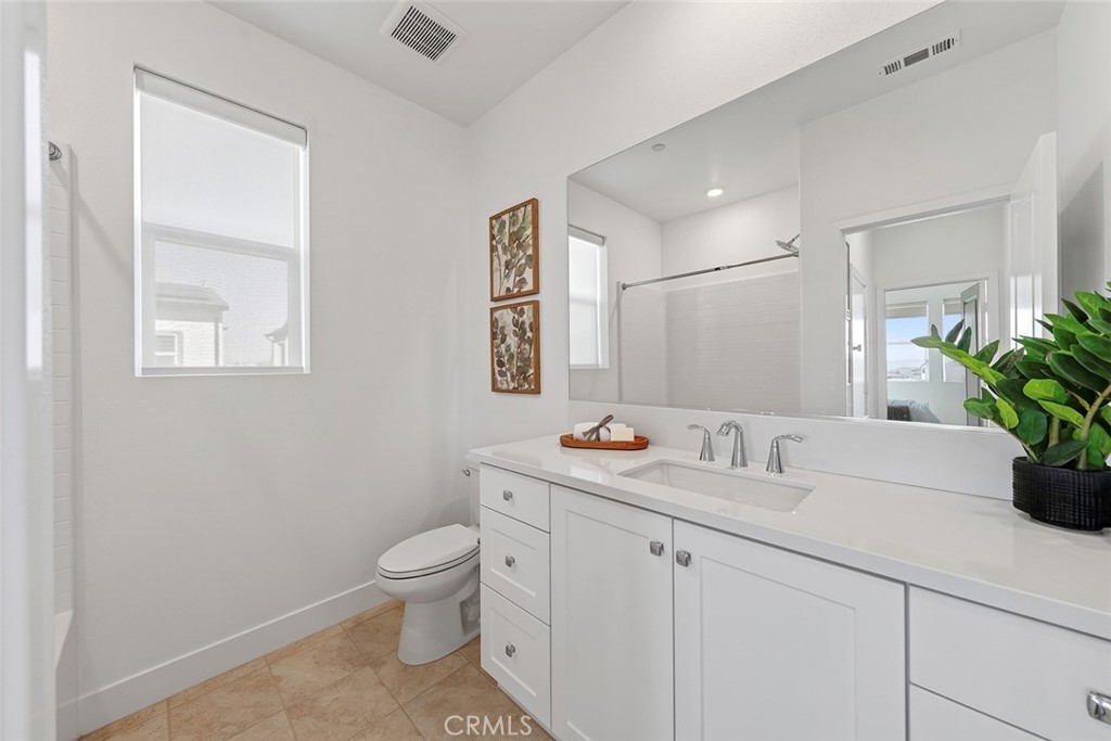 MLS #WS25269422 image #18