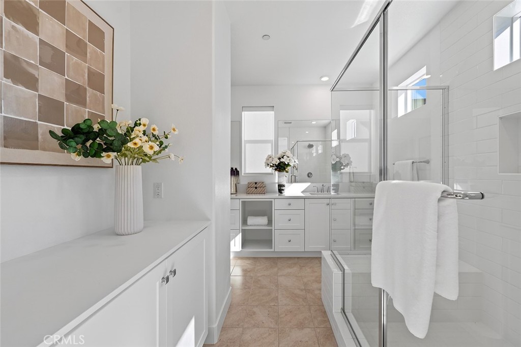 MLS #WS25269422 image #23