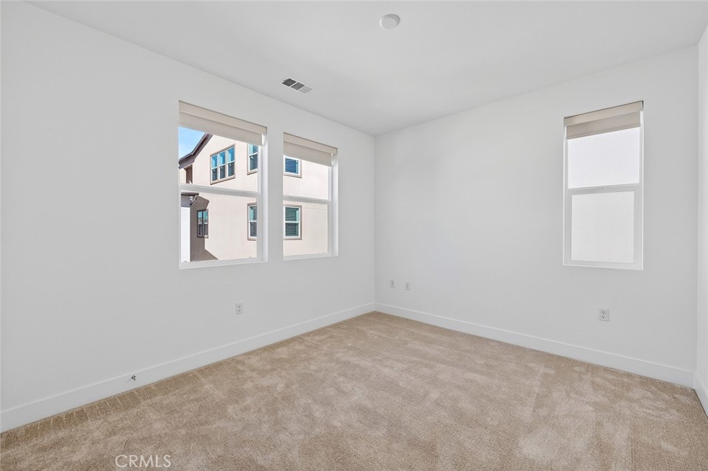 MLS #WS25269422 image #26