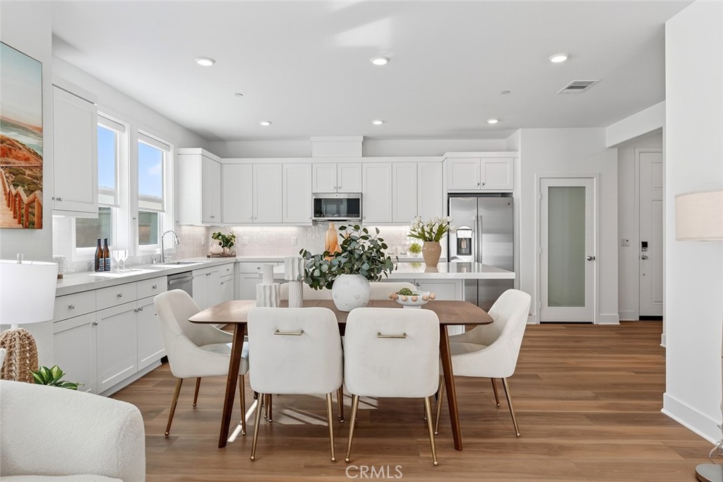 MLS #WS25269422 image #6