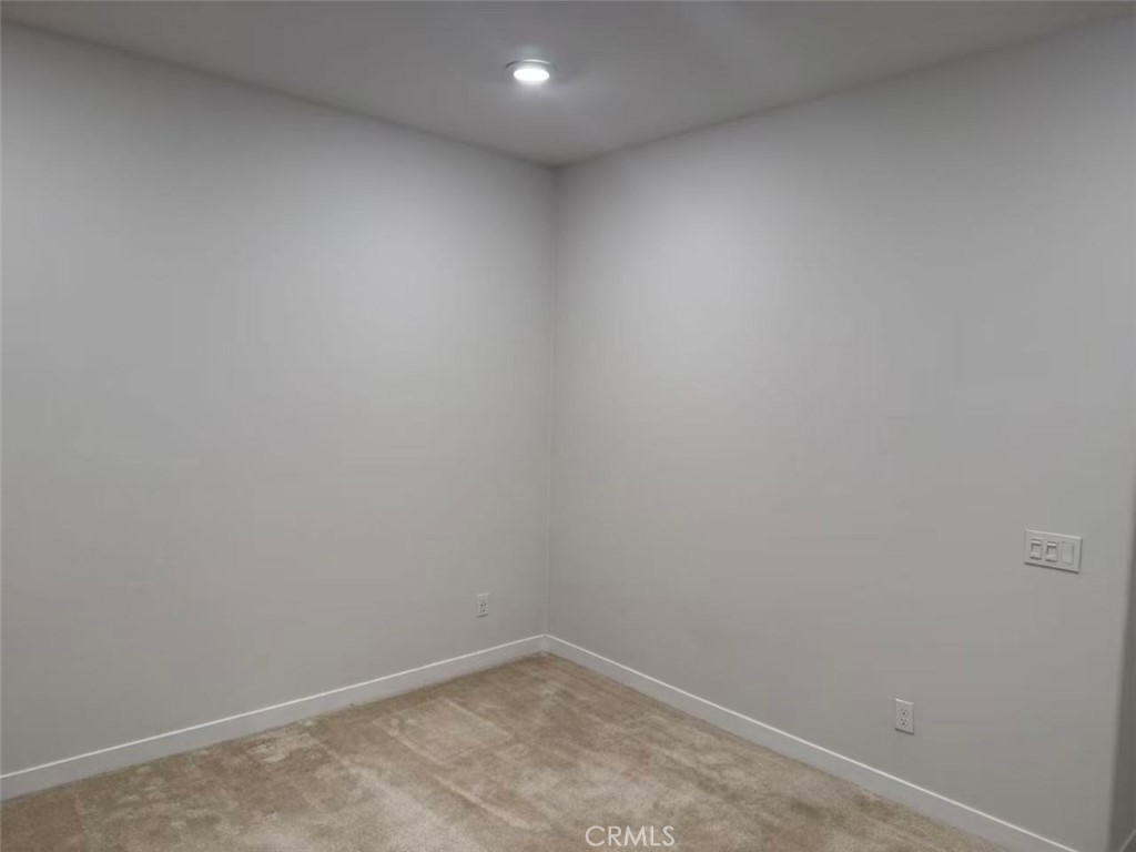 MLS #WS25269441 image #7