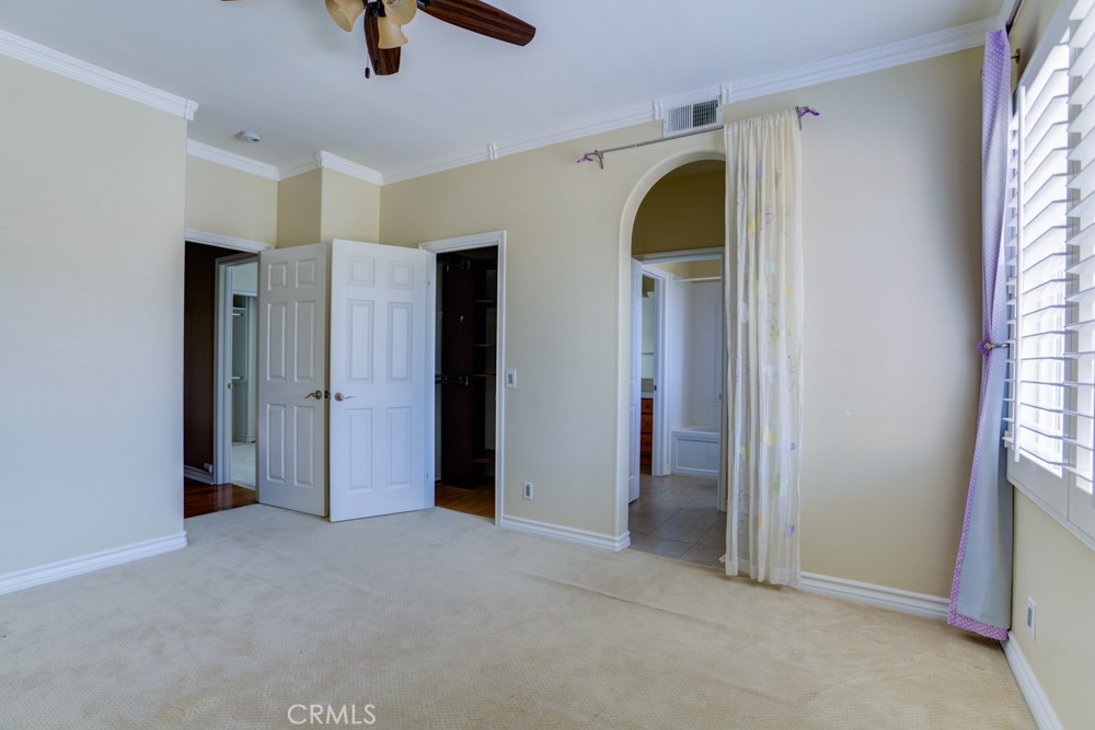 MLS #WS25269482 image #32