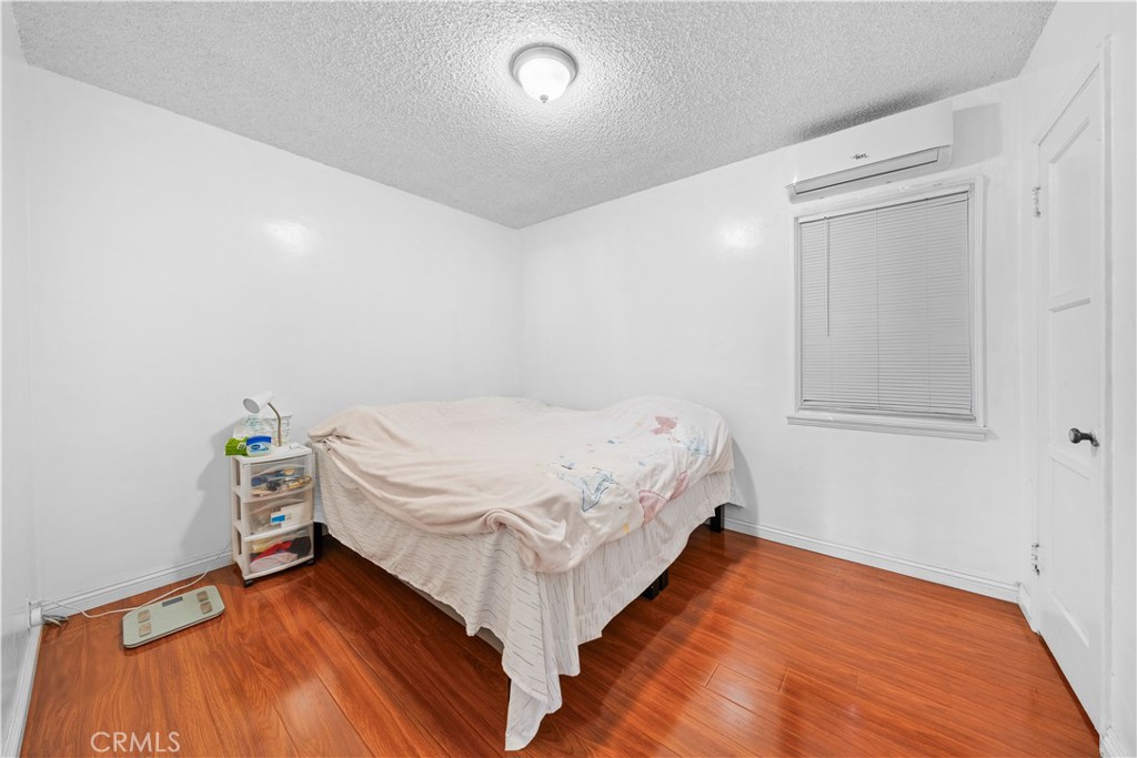 MLS #WS25269504 image #12