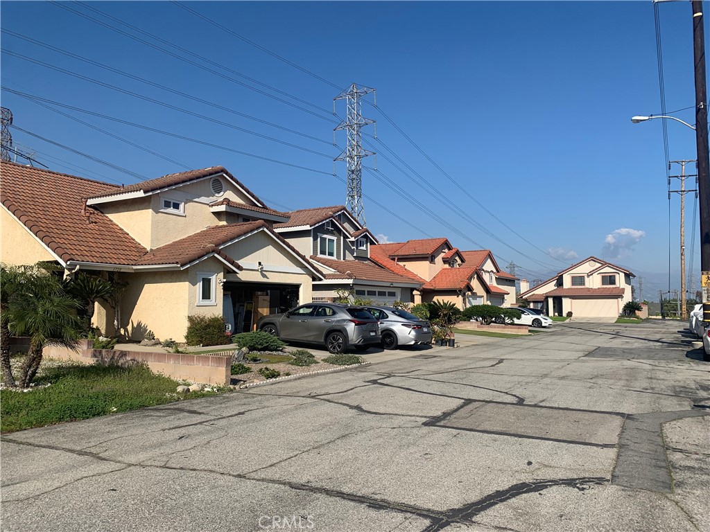 MLS #WS25269531 image #1