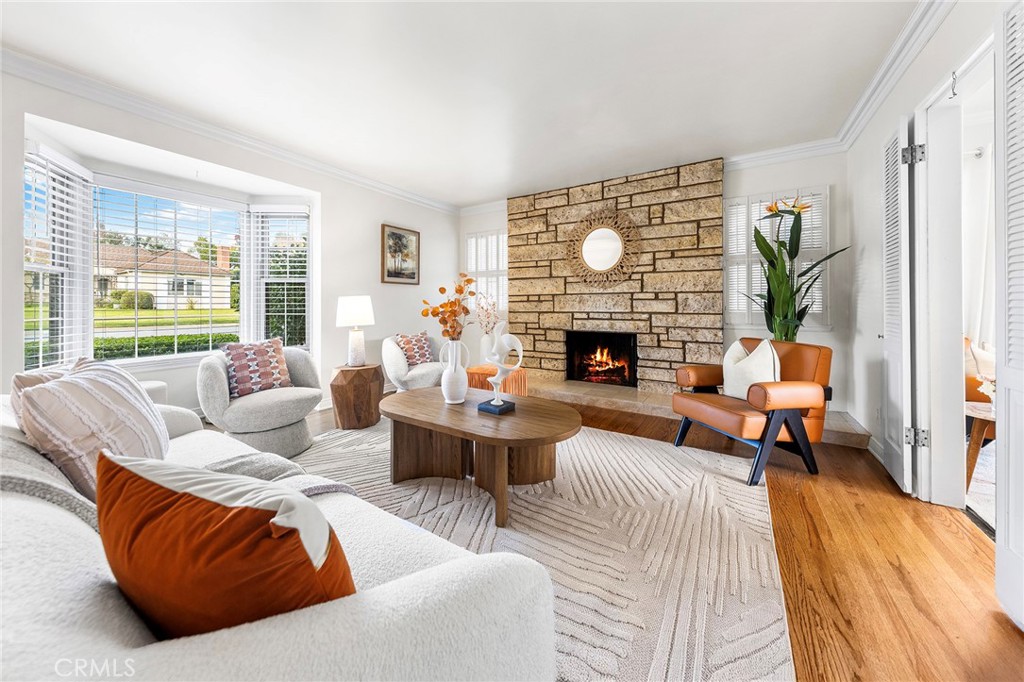 MLS #WS25269541 image #1