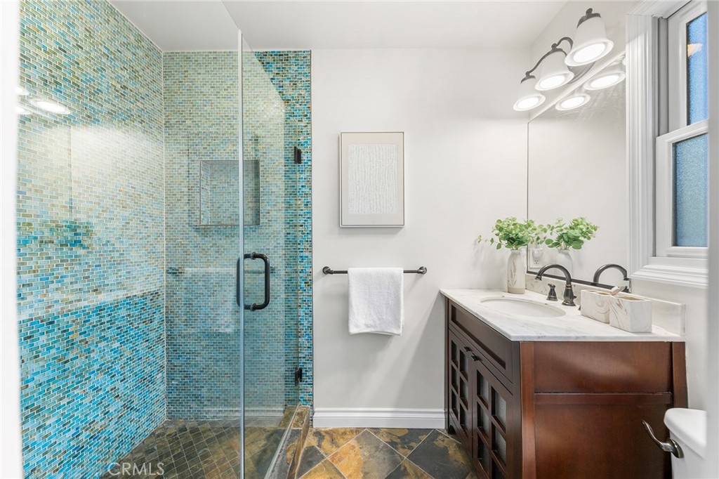 MLS #WS25269541 image #18