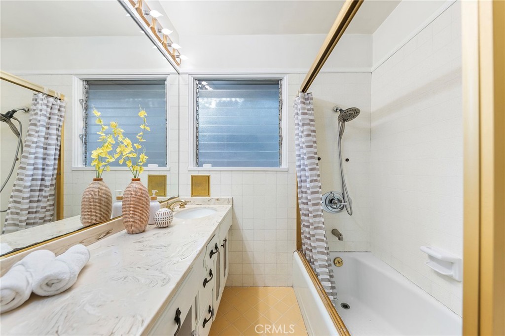 MLS #WS25269541 image #21