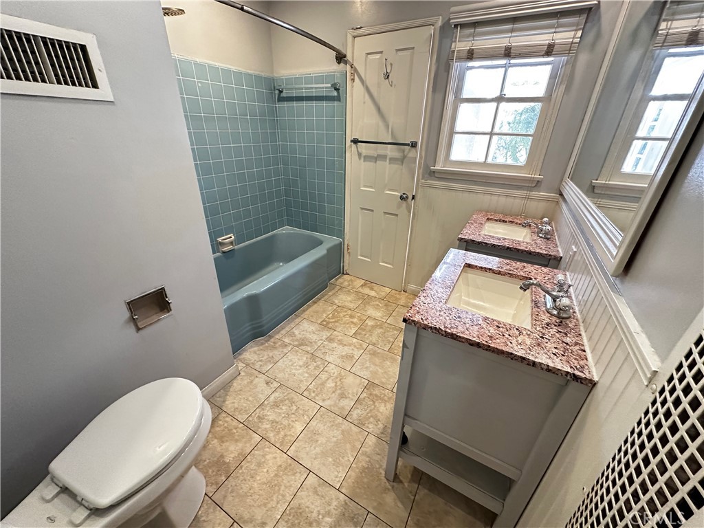 MLS #WS25269654 image #14