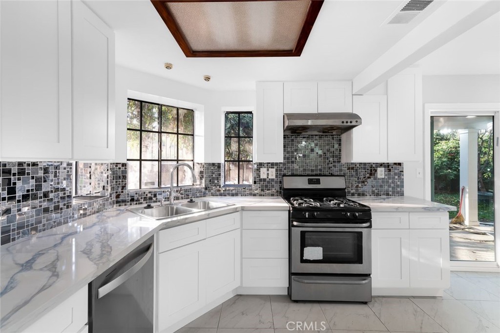 MLS #WS25269862 image #10